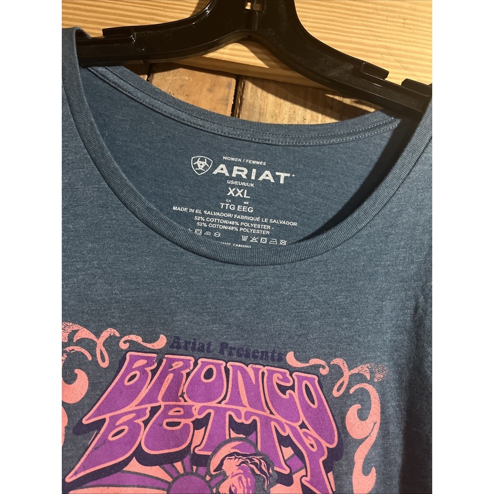 ARIAT Women's Bronc Betty T-Shirt, Steel Blue Heather - Picture 2 of 7